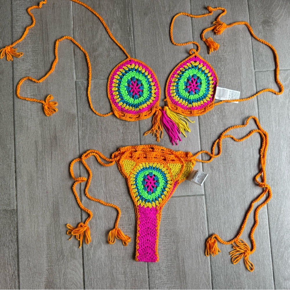 Musera Hand-Crocheted Orange Multicolor Women’s Swim Bikini Set Size L